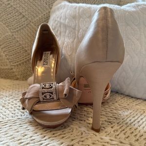 Badgley Mischka Pumps